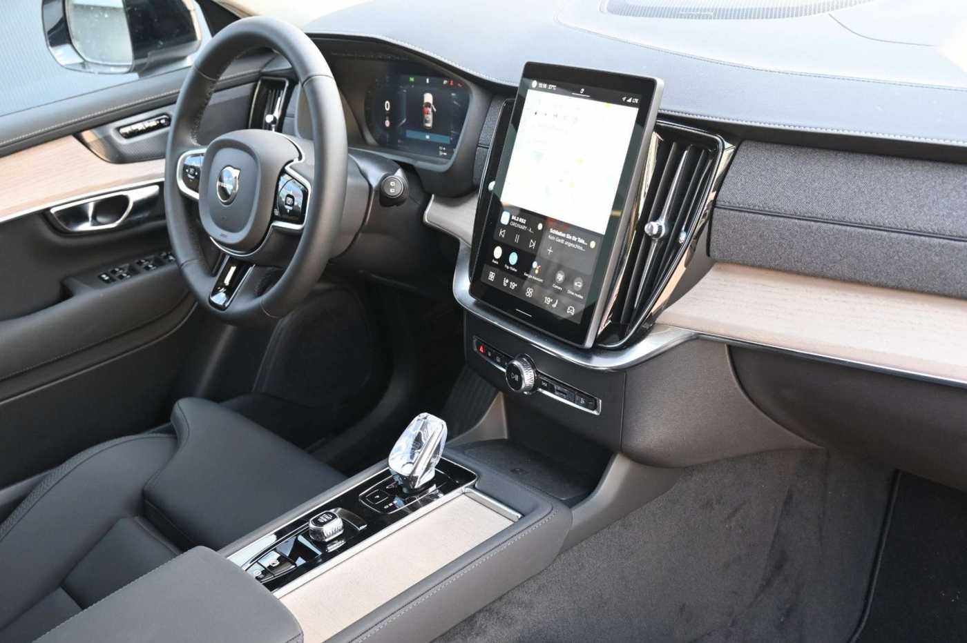 Volvo  T8 RC AWD Plus Dark*STDHZG*360°*ACC*AHK