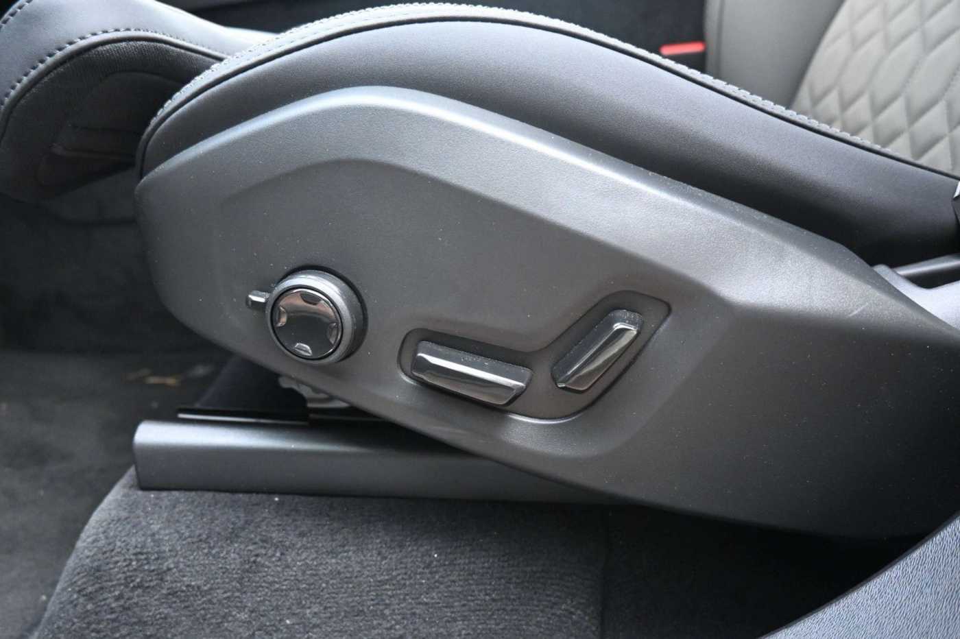 Volvo  T8 RC AWD Plus Dark*STDHZG*360°*ACC*AHK