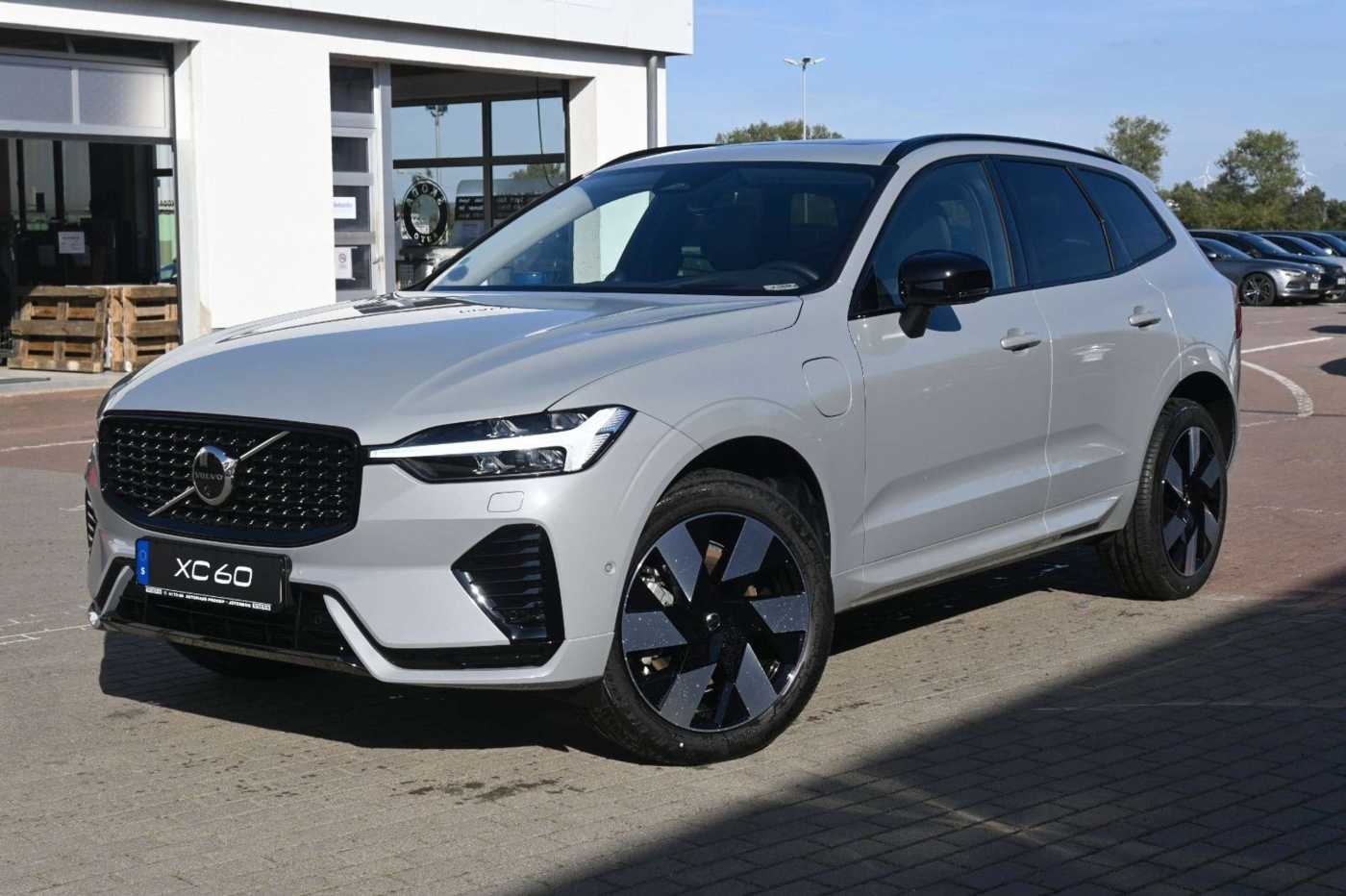 Volvo  T8 Plug-In Ultra Dark*STDHZG*360°*Massage*
