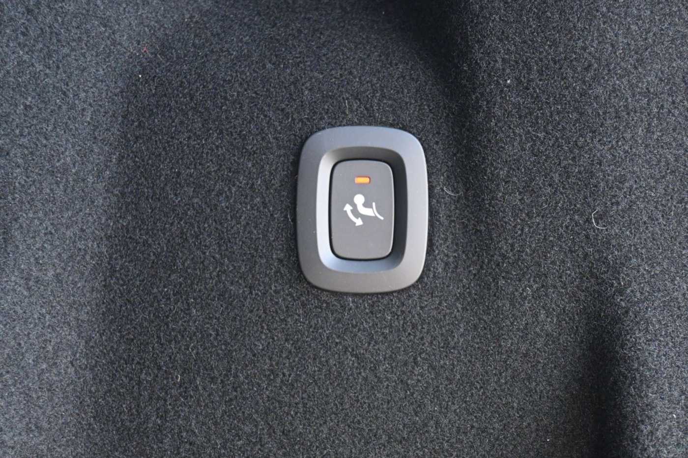 Volvo  T8 Plug-In Ultra Dark*STDHZG*360°*Massage*