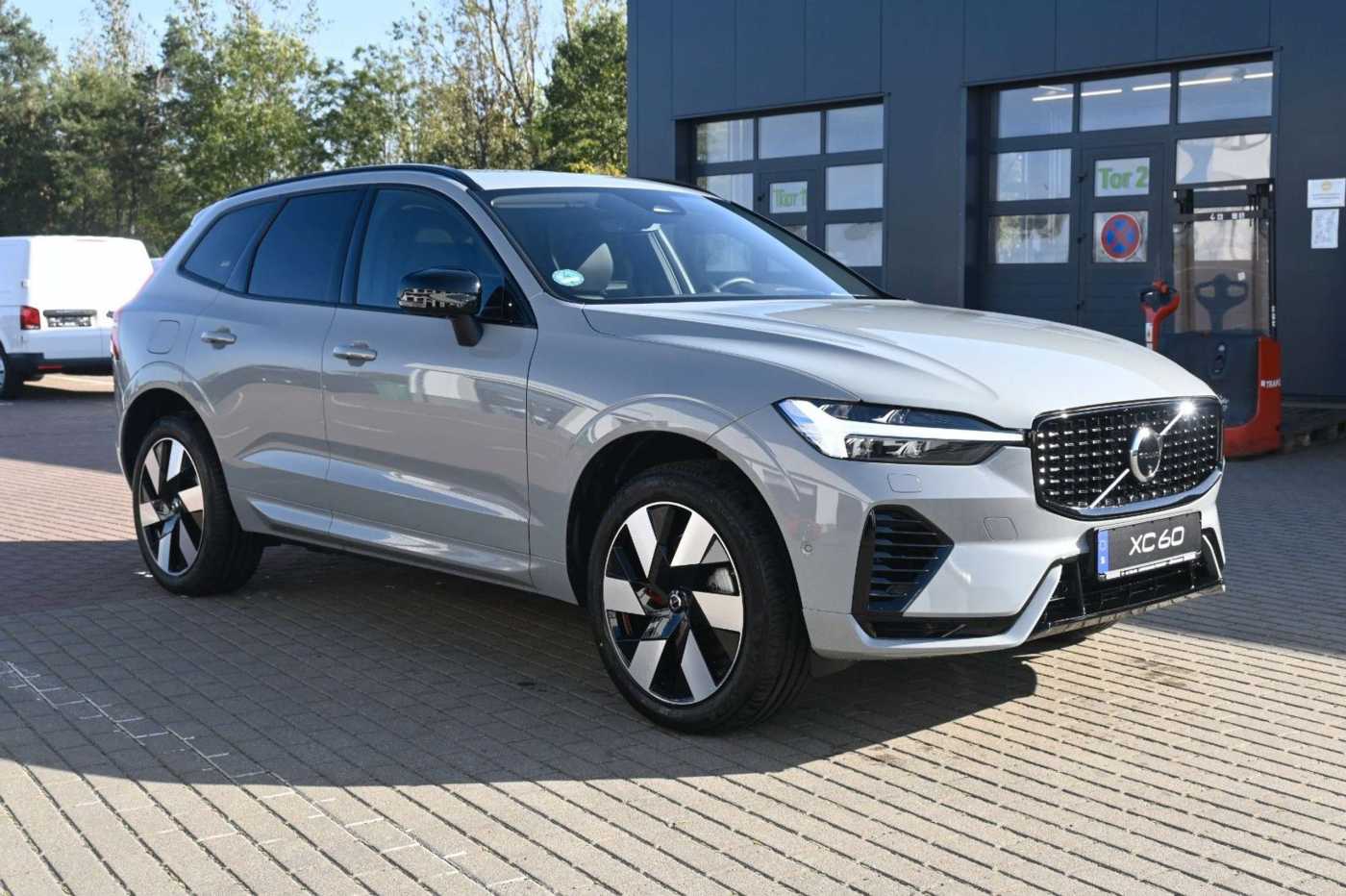 Volvo  T8 Plug-In Ultra Dark*STDHZG*360°*Massage*