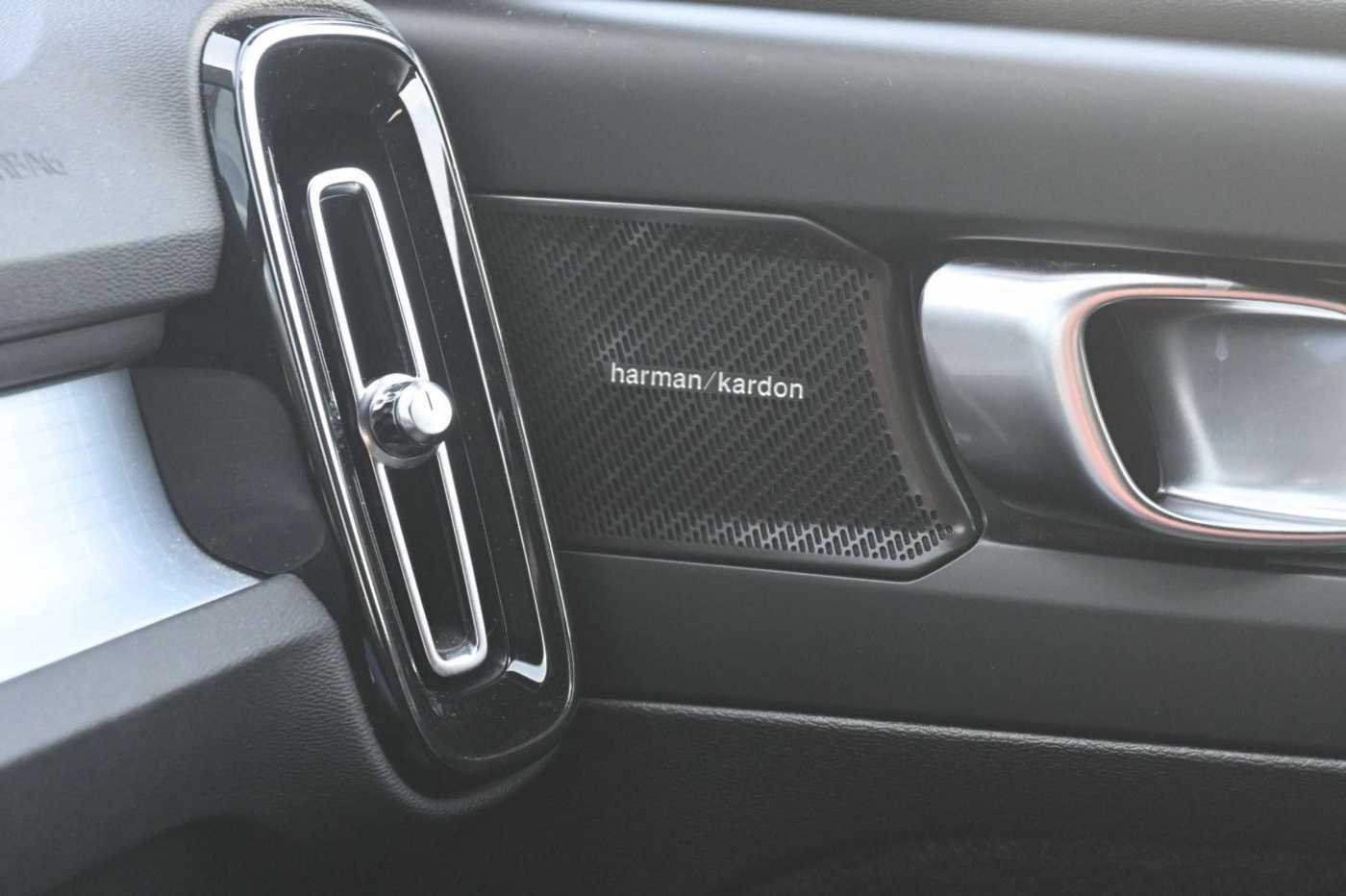 Volvo  B3 DKG Plus Dark*FSHZG*360°*ACC