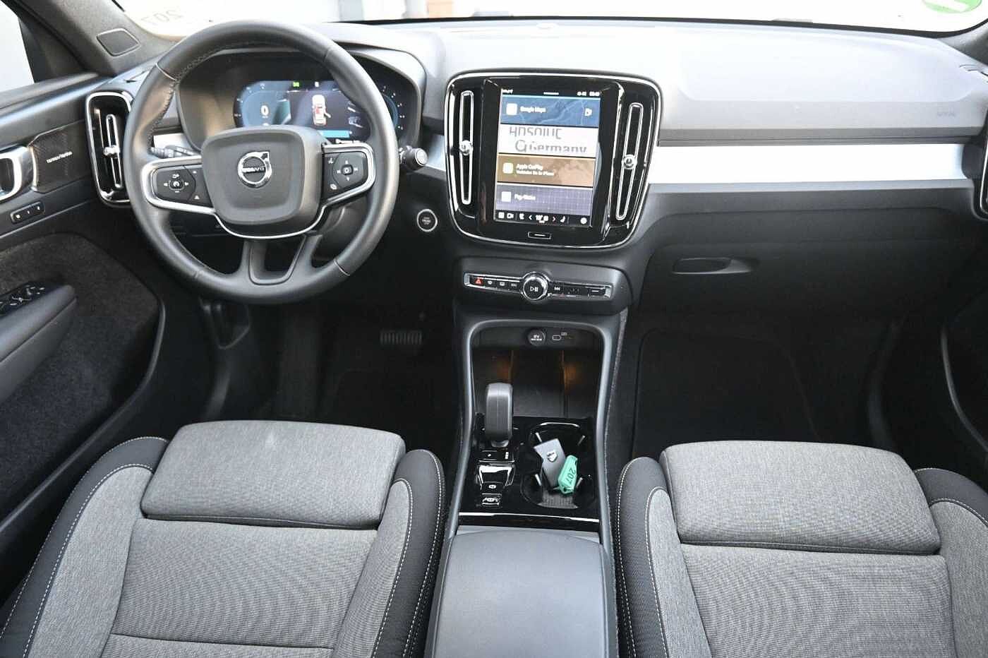 Volvo  B3 DKG Plus Dark*FSHZG*360°*ACC