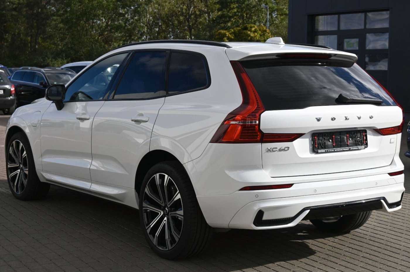 Volvo  R Design PHEV MAPS*Luft*B&W*STHZG*HUD*