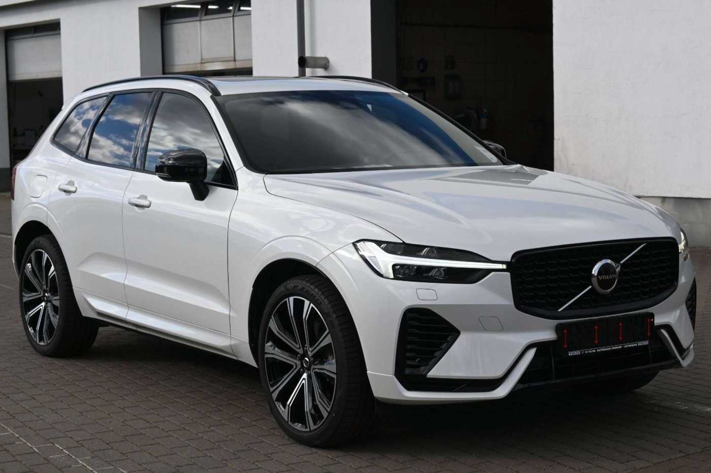 Volvo  R Design PHEV MAPS*Luft*B&W*STHZG*HUD*