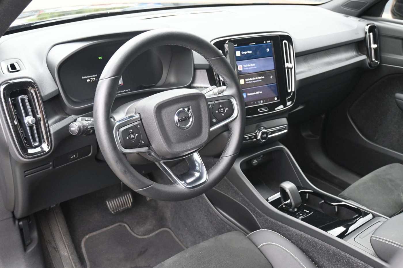 Volvo  Recharge Pure Electric AWD Plus*AHK*