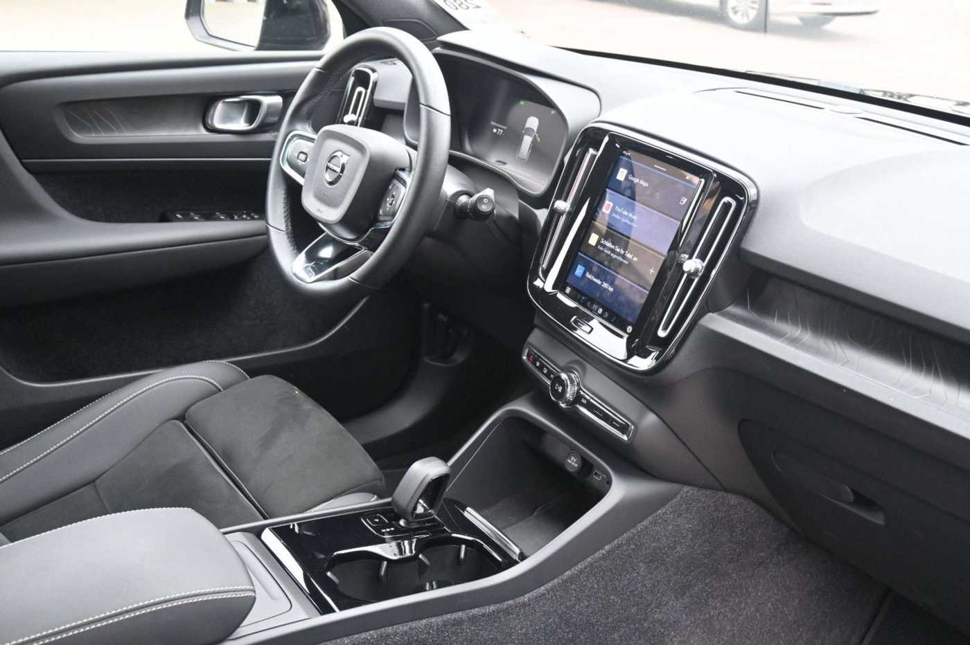 Volvo  Recharge Pure Electric AWD Plus*AHK*