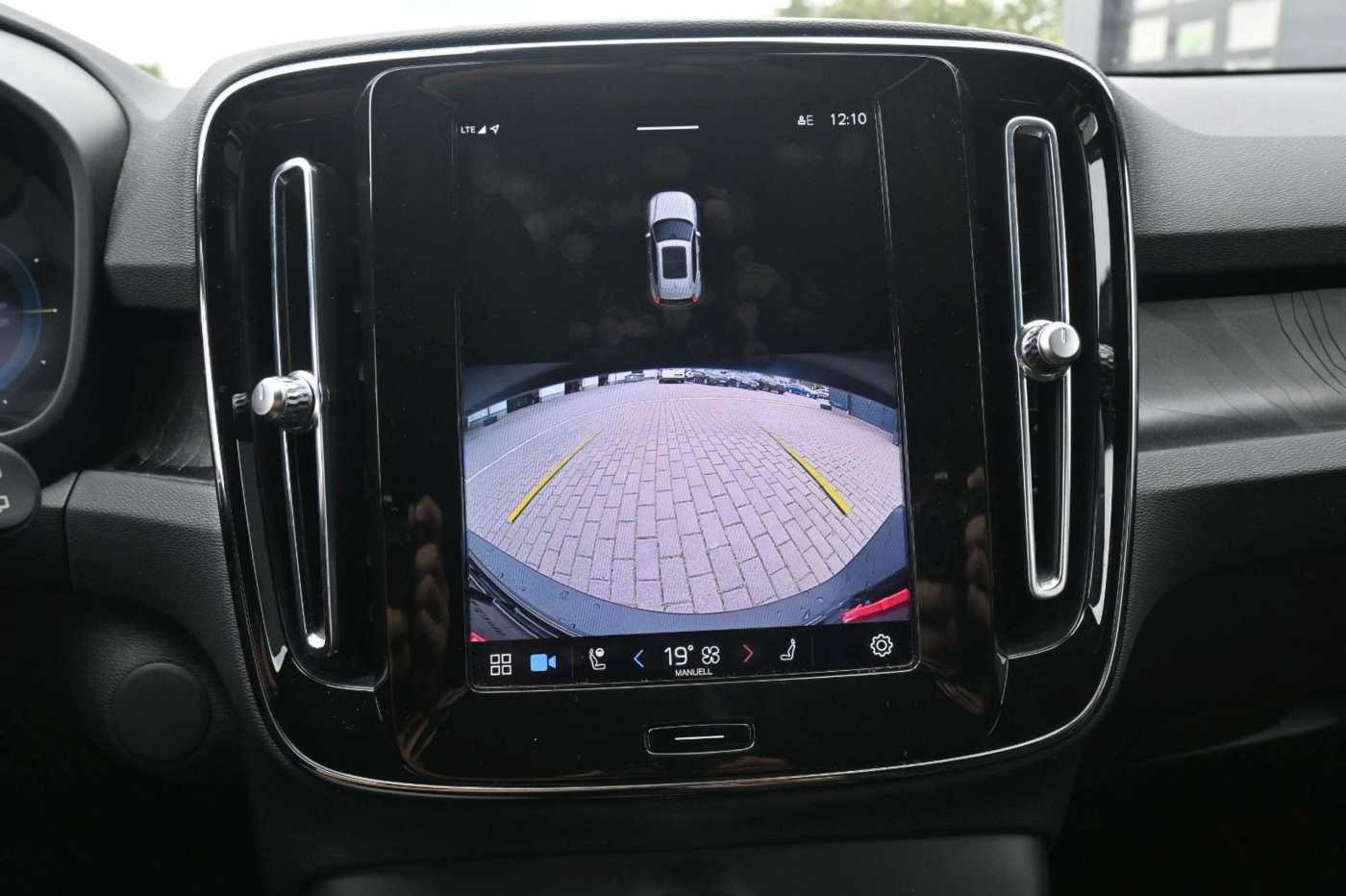 Volvo  Recharge Pure Electric AWD Plus*AHK*