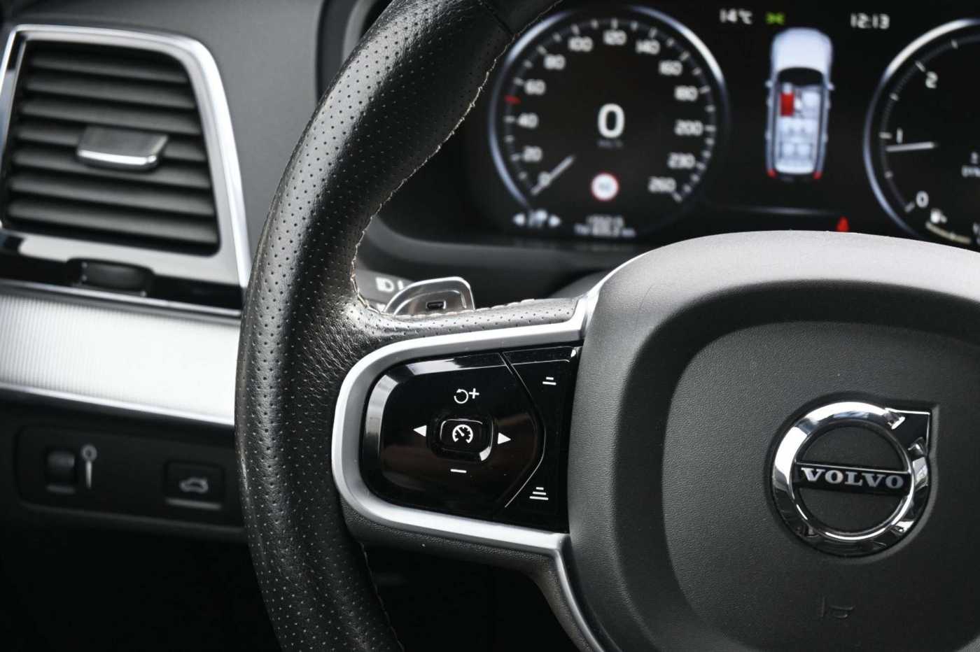Volvo  D5 R-Design*VOLL*PANO*LUFT*255PS*MIETKAUF
