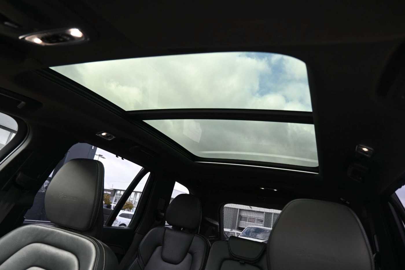Volvo  D5 R-Design*VOLL*PANO*LUFT*255PS*MIETKAUF
