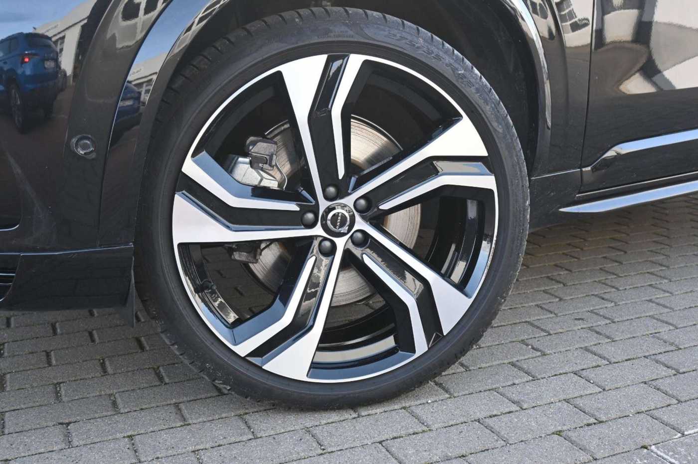 Volvo  T8 AWD RC Ultra Dark*LUFT*360°*ACC