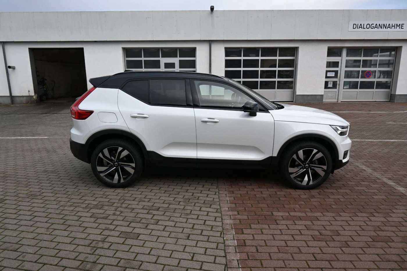 Volvo  T3 R Design *PANO*RFK*H&K*Leder*