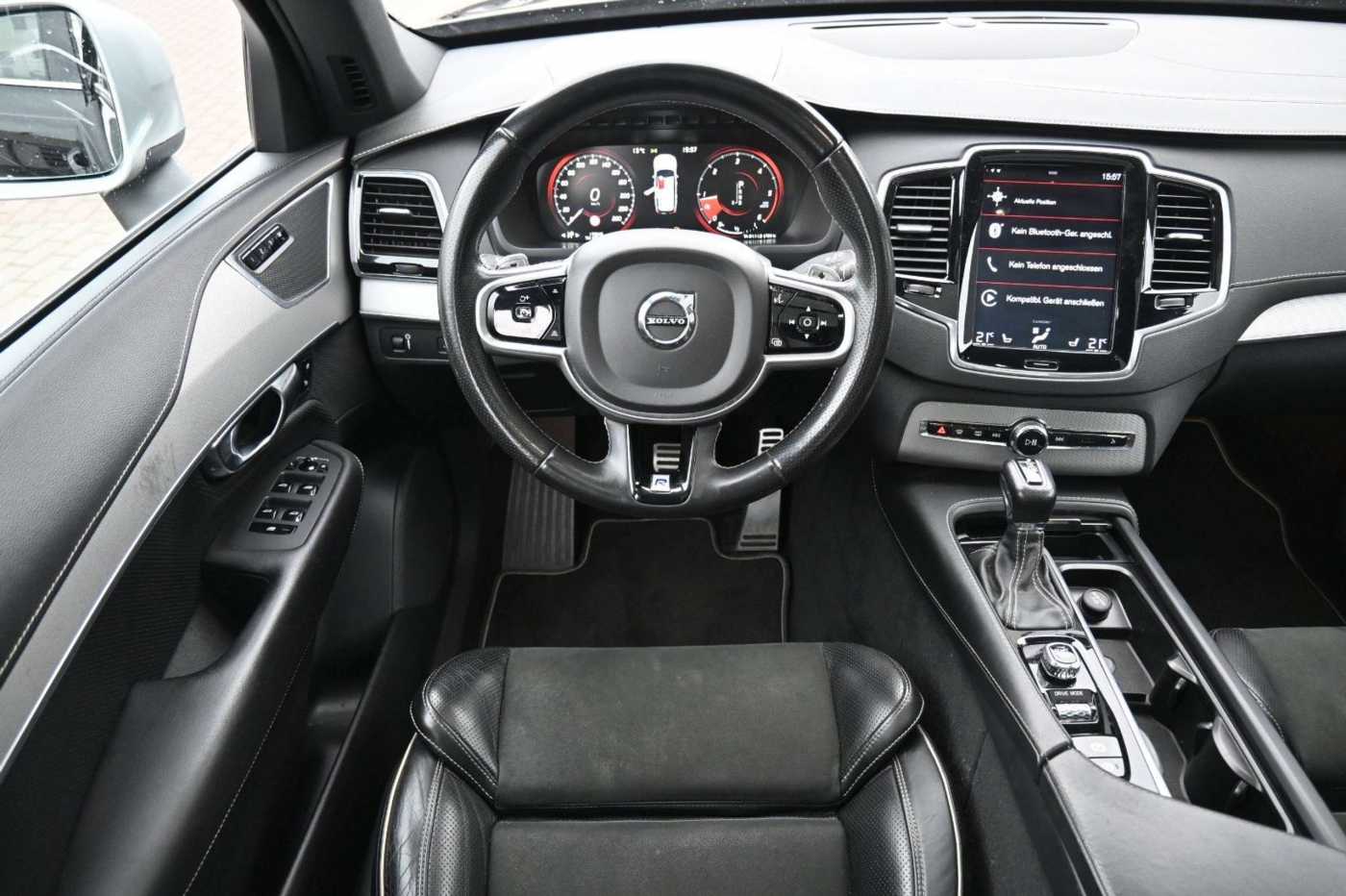 Volvo  R Design AWD