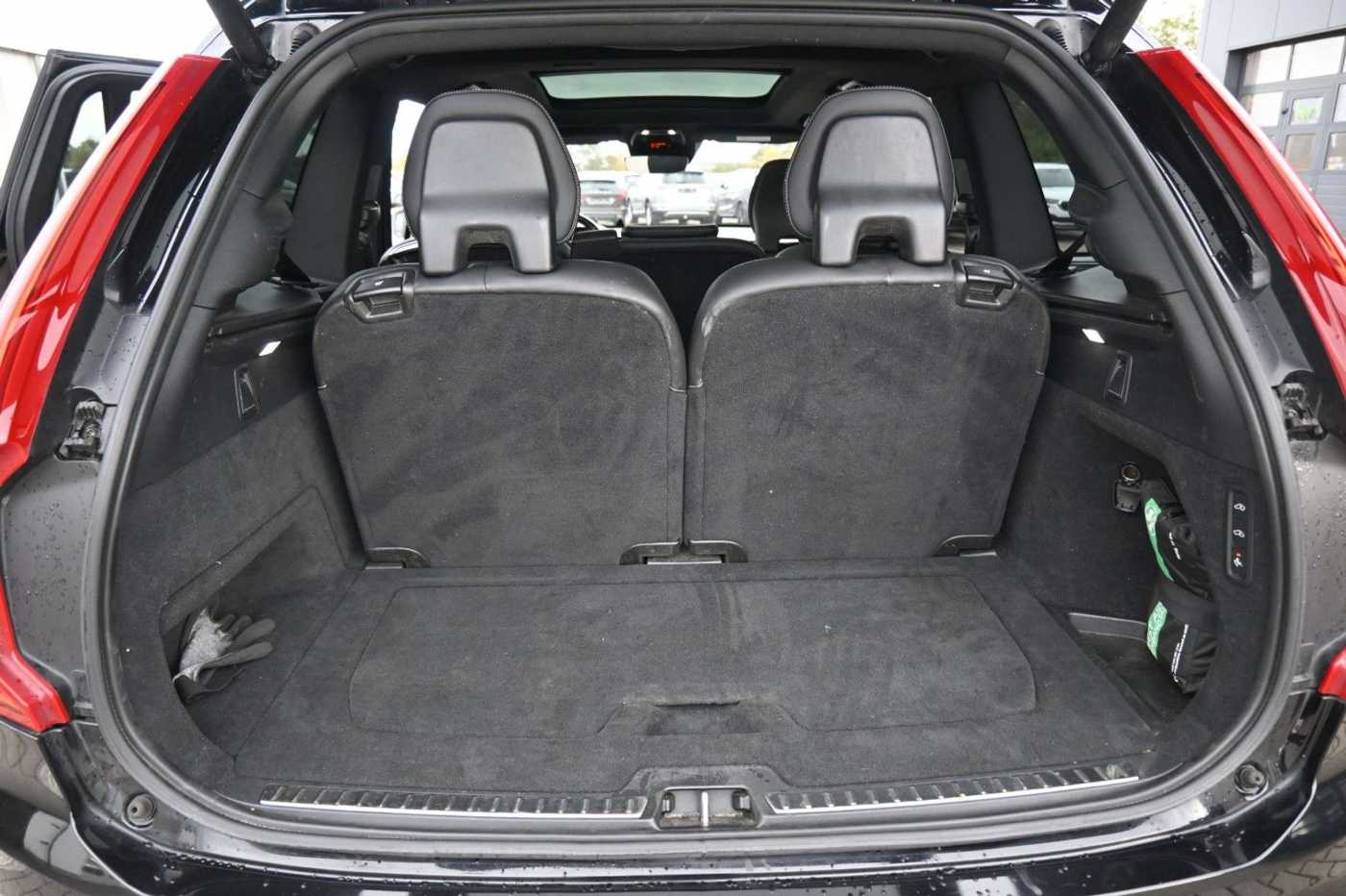 Volvo  R Design AWD