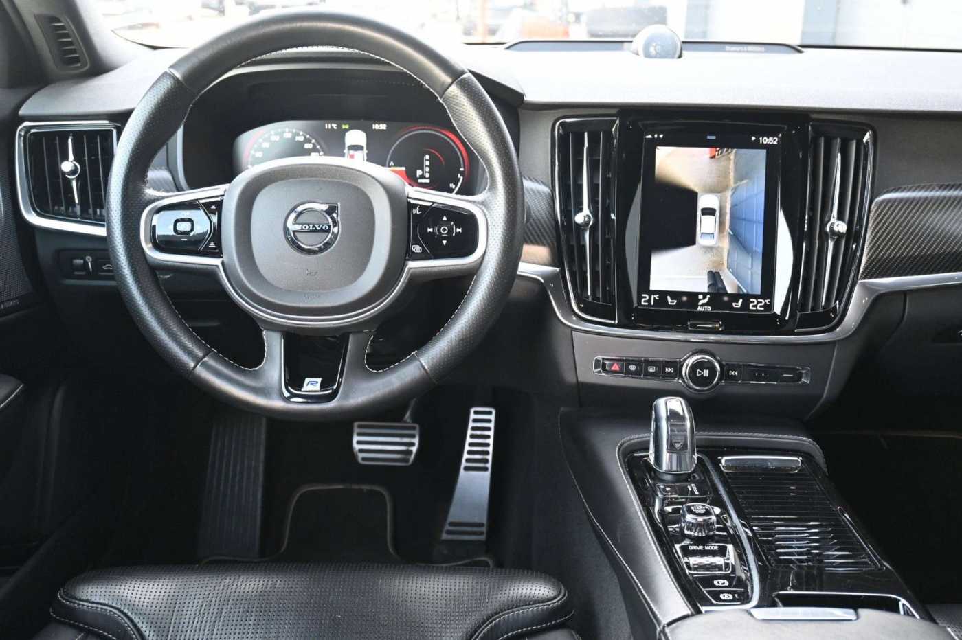 Volvo  Lim. R-Design Plug-In Hyb. AWD*B&W*LUFT*MASS*
