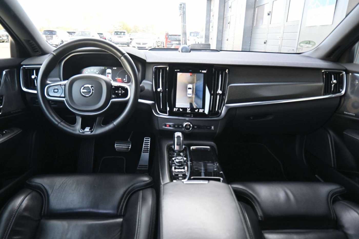 Volvo  Lim. R-Design Plug-In Hyb. AWD*B&W*LUFT*MASS*