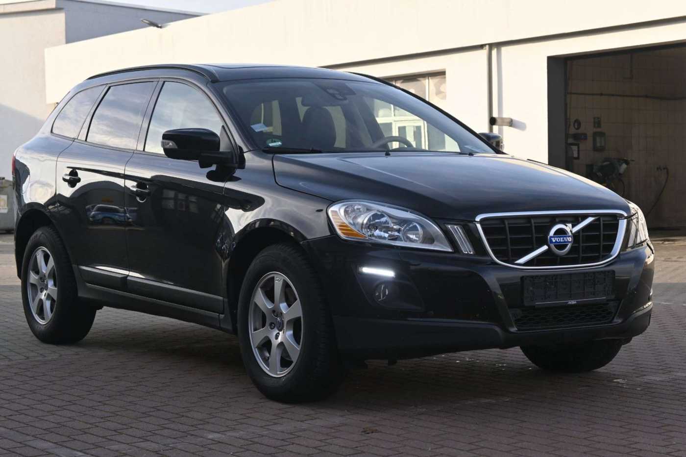 Volvo  3.2L 6-Zylinder