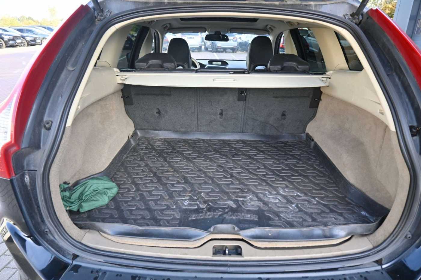 Volvo  3.2L 6-Zylinder