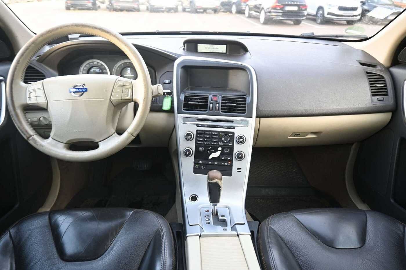 Volvo  3.2L 6-Zylinder