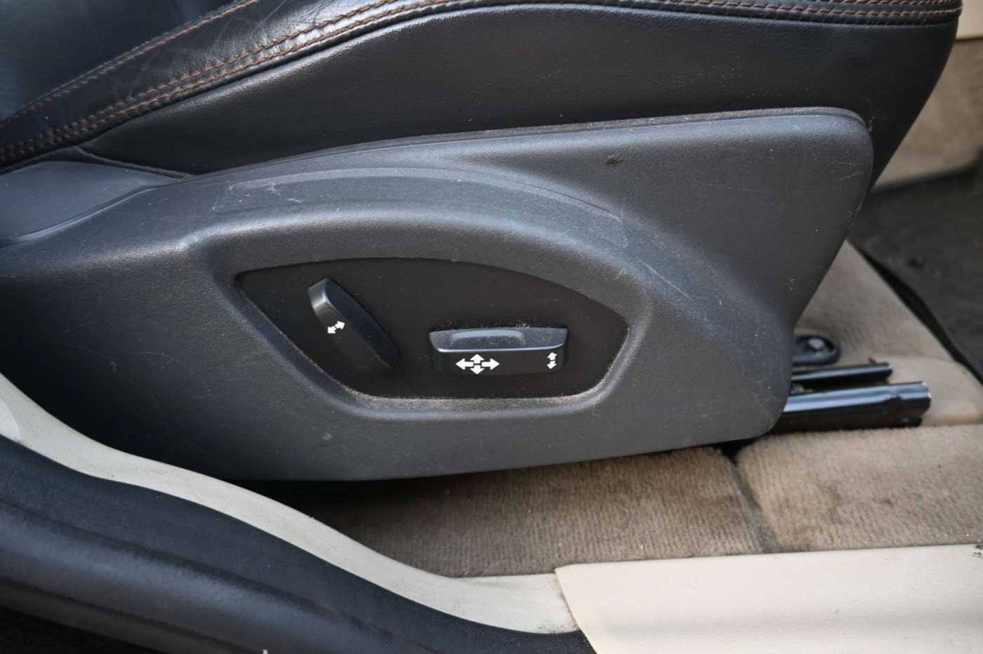 Volvo  3.2L 6-Zylinder