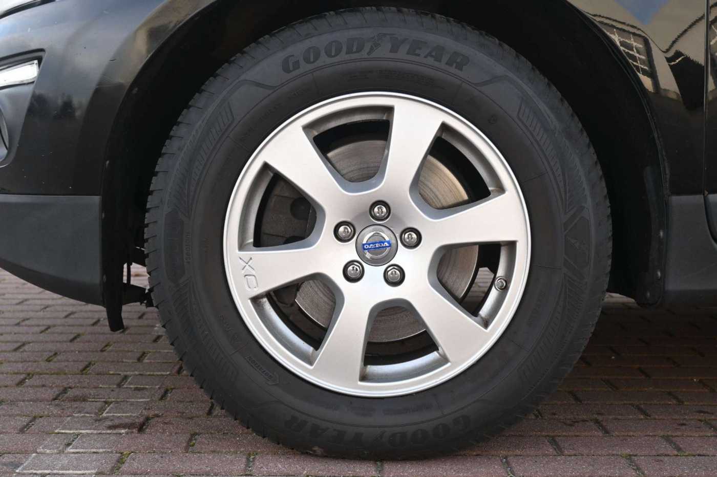 Volvo  3.2L 6-Zylinder
