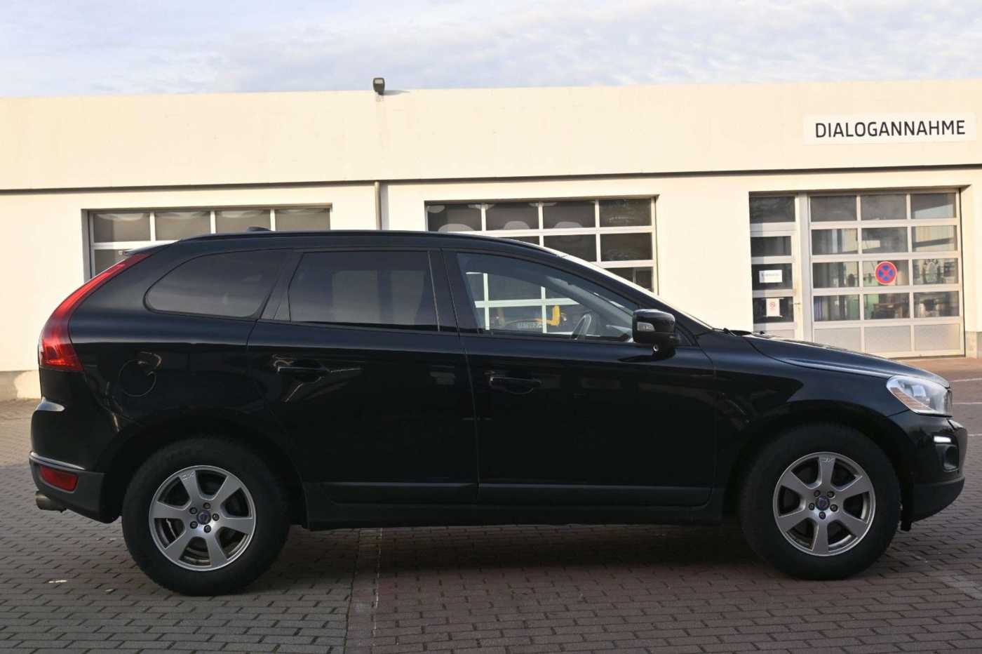Volvo  3.2L 6-Zylinder