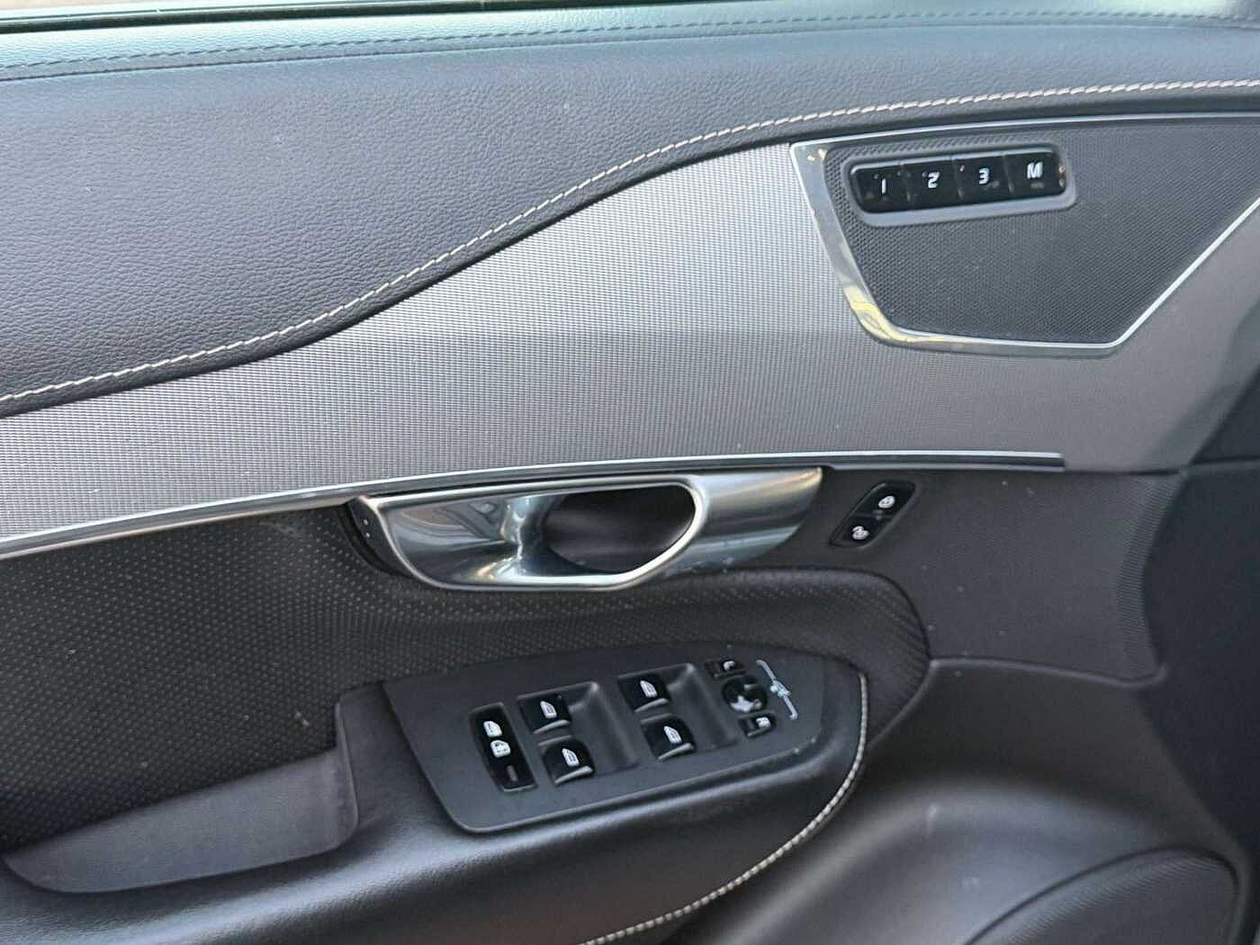 Volvo  R-Design*PANO*LED*CD*NAV*RFK*7Si*