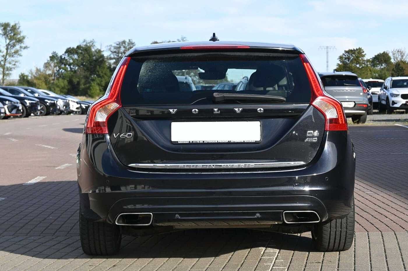 Volvo  Kombi D6 Summum AWD*NAV*LED*TEMPO*