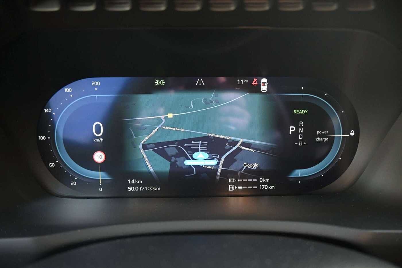 Volvo  Ultimate Dark Recharge Plug-In Hybrid AWD