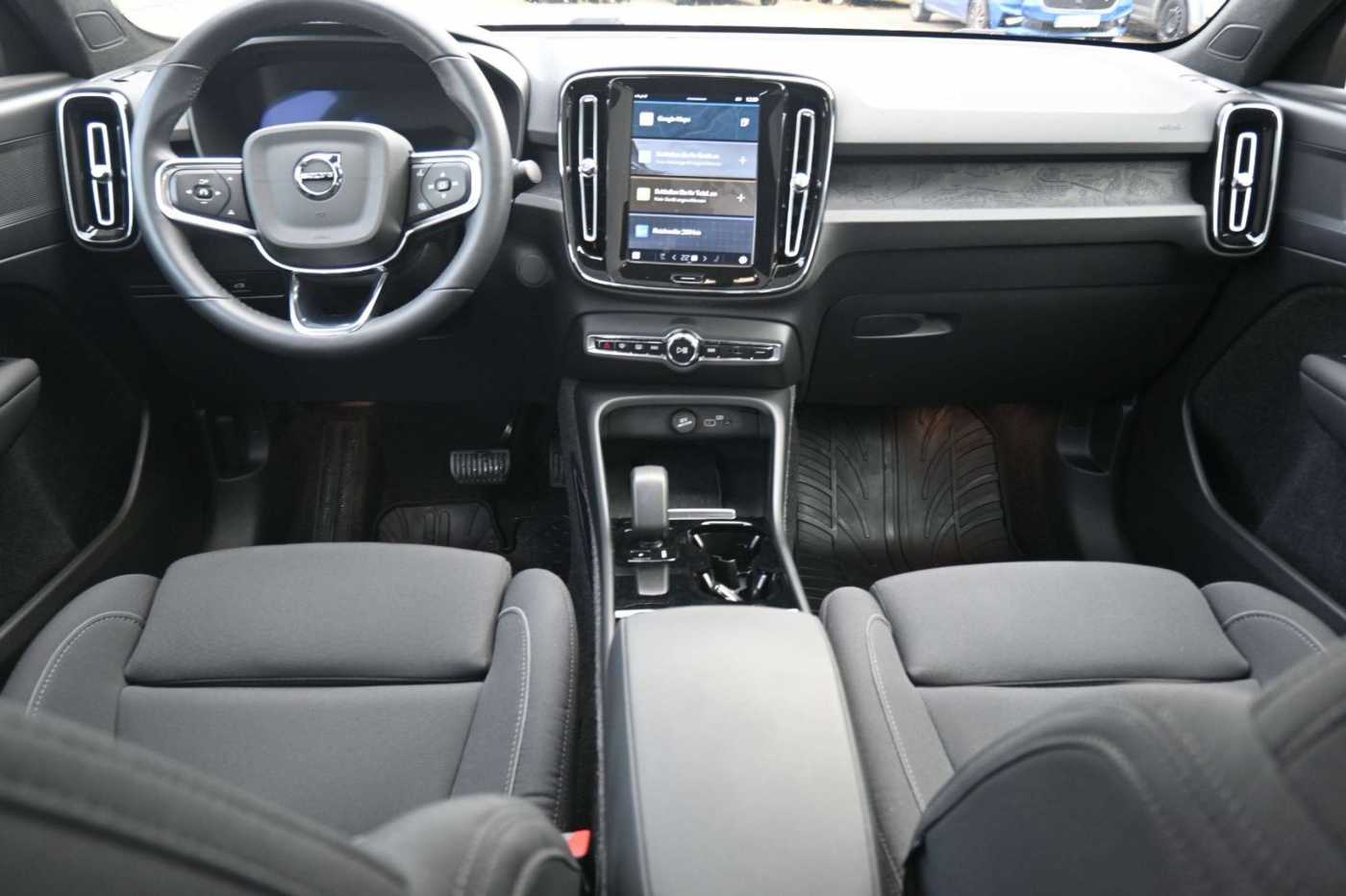 Volvo  Plus BEV Twin Motor AWD*Pano*20 Zoll*STHZG*