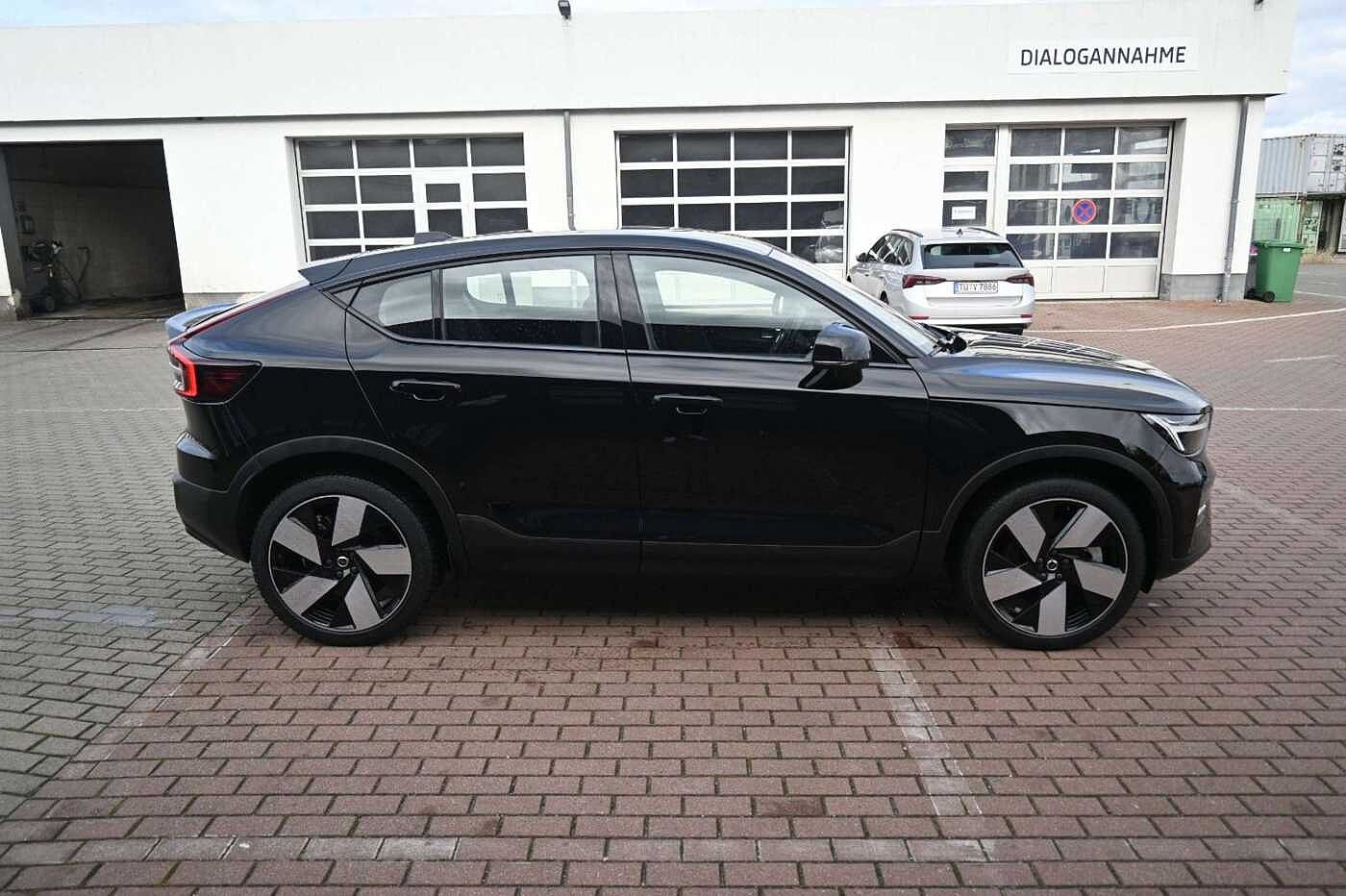 Volvo  Plus BEV Twin Motor AWD*Pano*20 Zoll*STHZG*