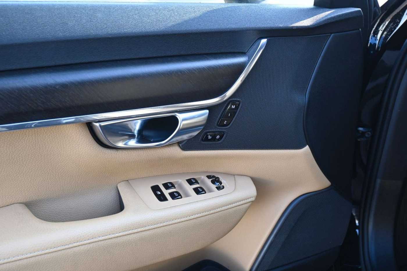 Volvo  V90 CC D4 AWD*STHZ*MIetkauf möglich