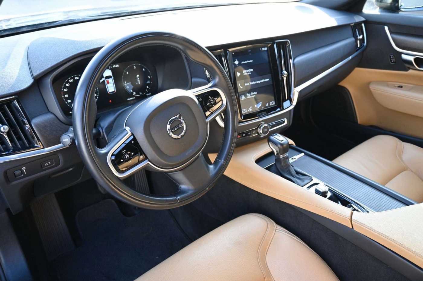 Volvo  V90 CC D4 AWD*STHZ*MIetkauf möglich