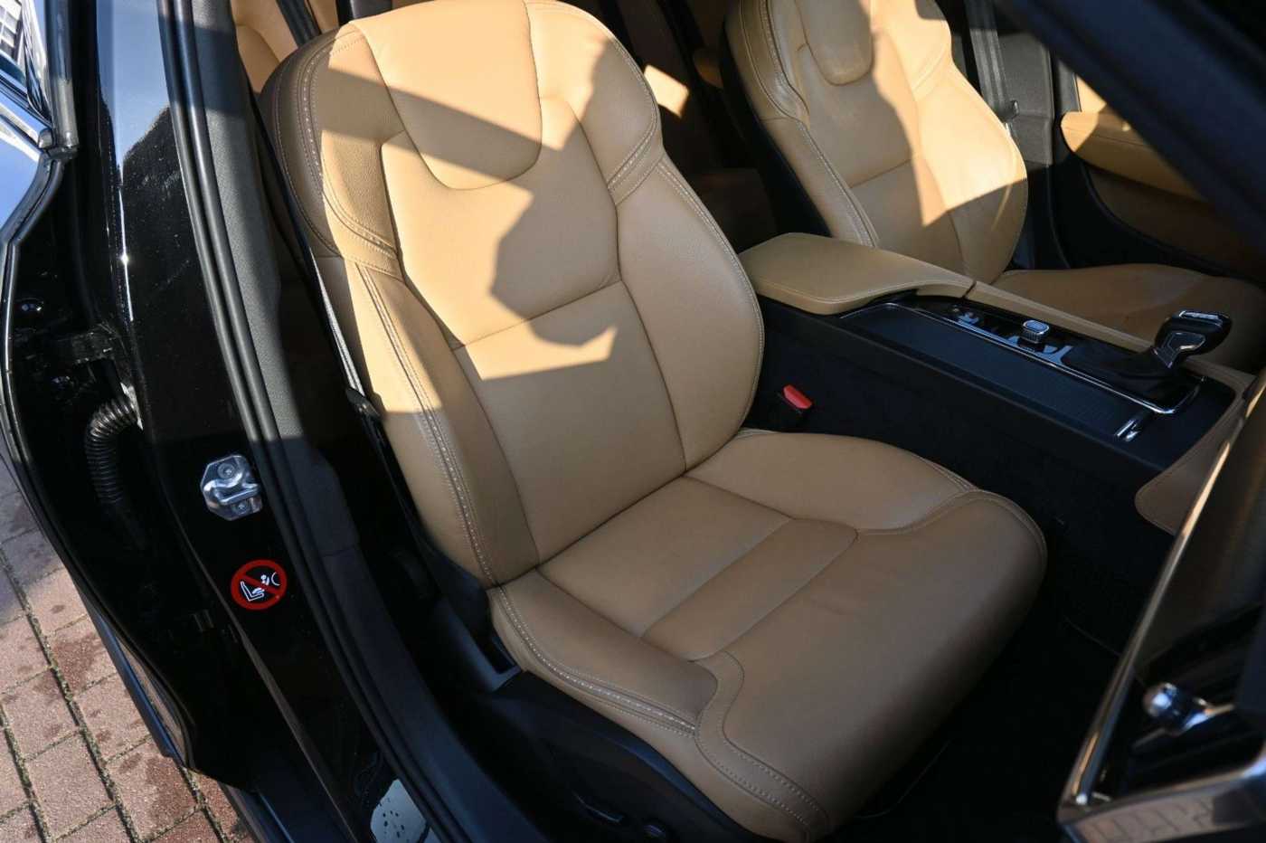 Volvo  V90 CC D4 AWD*STHZ*MIetkauf möglich