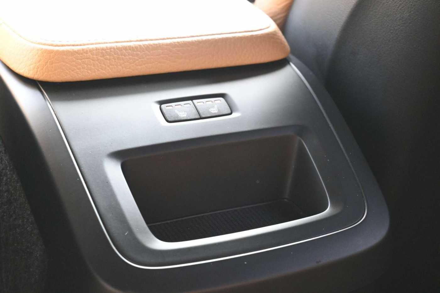 Volvo  V90 CC D4 AWD*STHZ*MIetkauf möglich