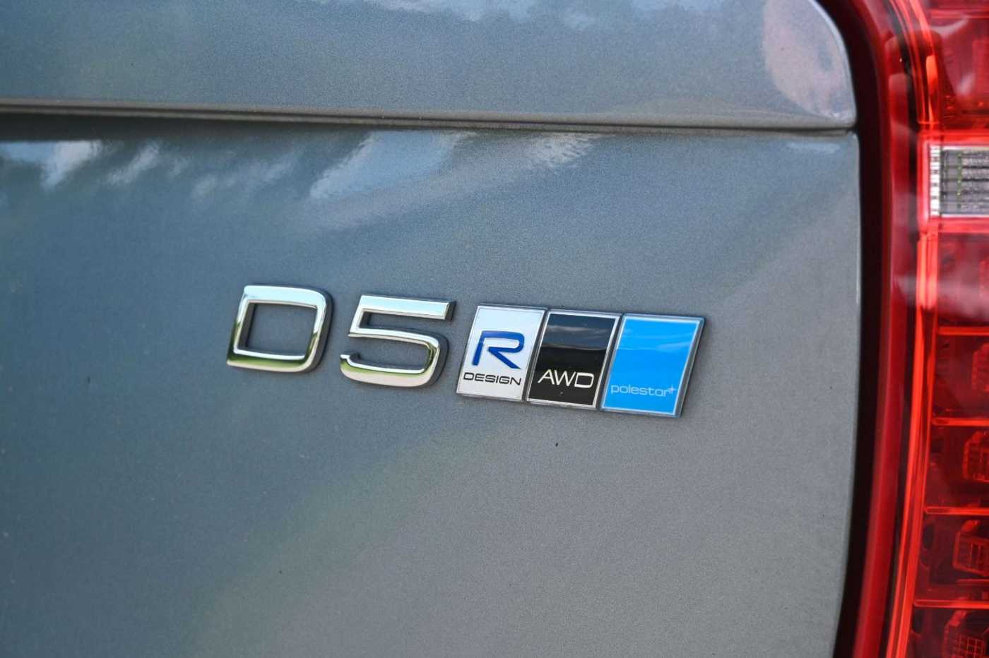 Volvo  Mietkauf*XC90 D5 AWD*R-Design*STHZ*360°*LUFT*AHK