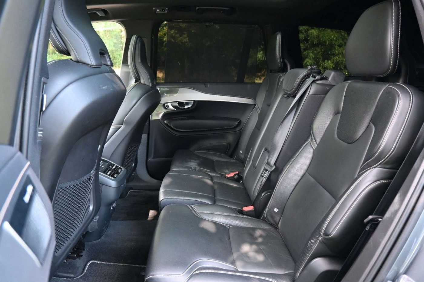 Volvo  Mietkauf*XC90 D5 AWD*R-Design*STHZ*360°*LUFT*AHK