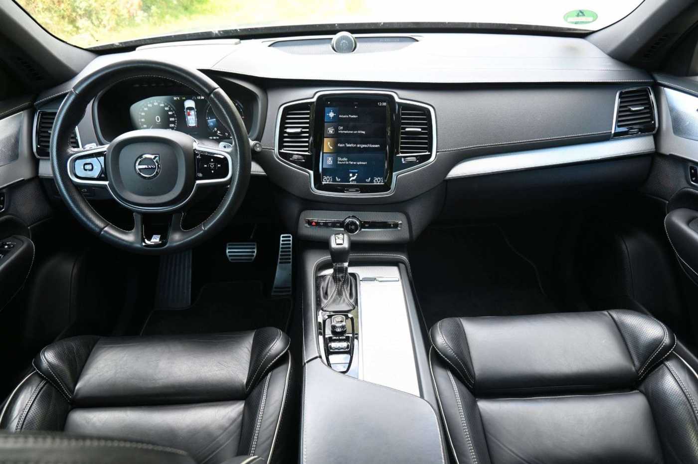 Volvo  Mietkauf*XC90 D5 AWD*R-Design*STHZ*360°*LUFT*AHK