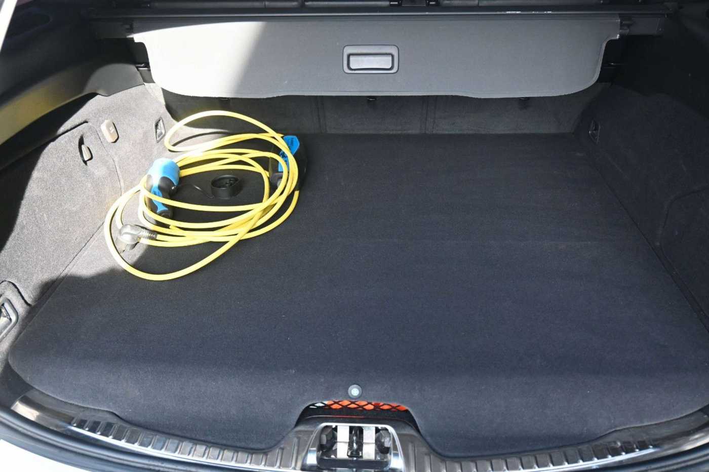 Volvo  **Mietkauf**V60D6*Sum*SD*NAVI*STHZ*E-KZ*Miete