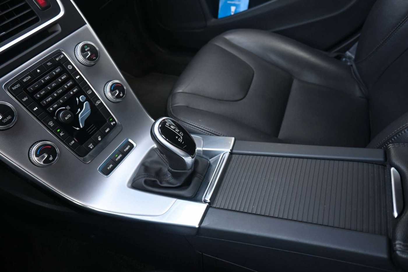 Volvo  **Mietkauf**V60D6*Sum*SD*NAVI*STHZ*E-KZ*Miete