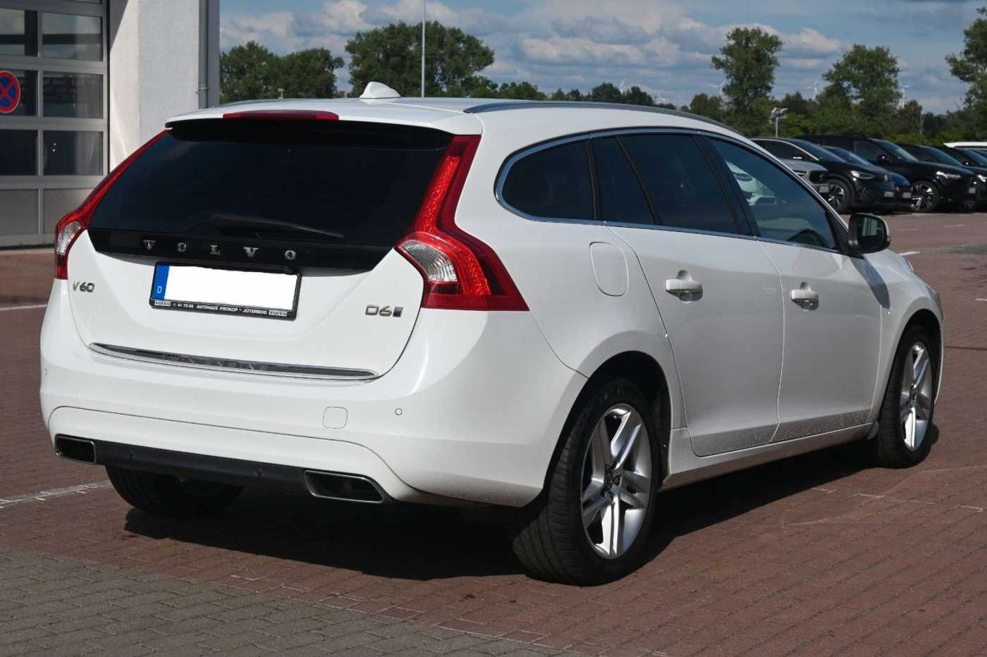 Volvo  **Mietkauf**V60D6*Sum*SD*NAVI*STHZ*E-KZ*Miete