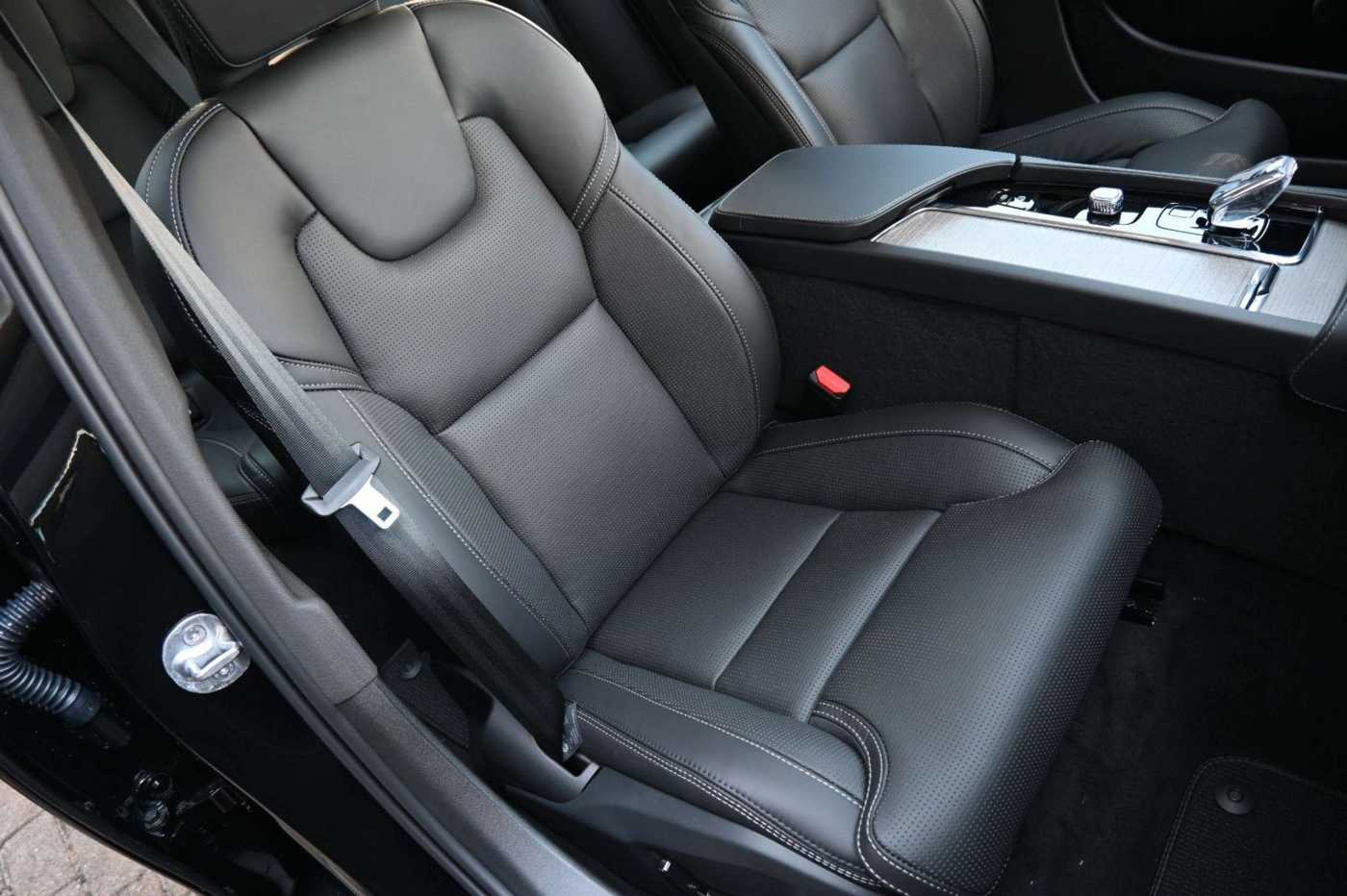 Volvo  V90 B4 D AWD Cross Country *Pano*STDHZG*ACC