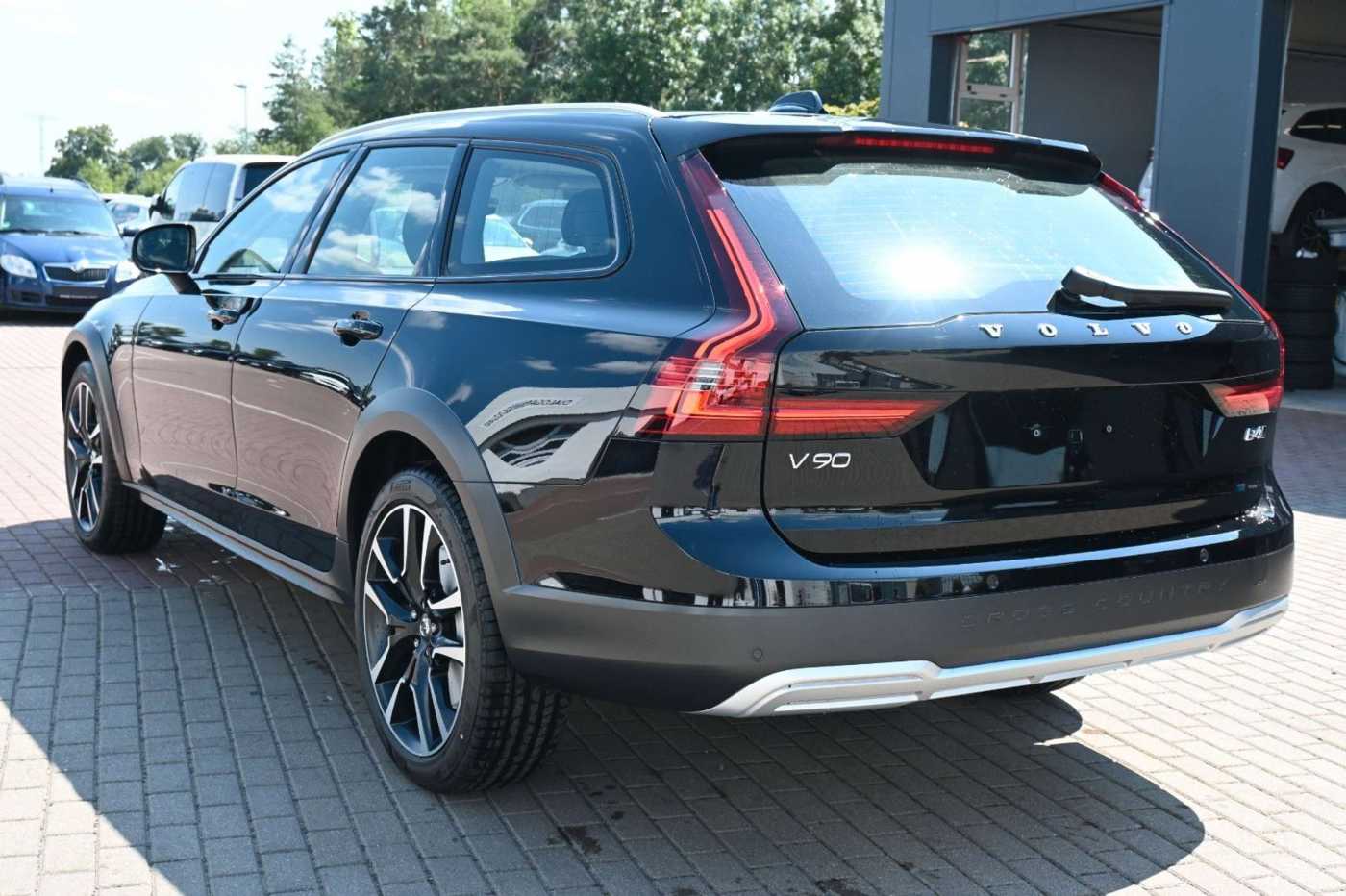 Volvo  V90 B4 D AWD Cross Country *Pano*STDHZG*ACC