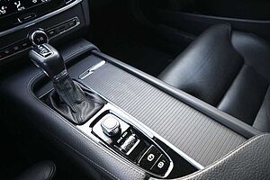 Volvo  **Mietkauf**S 90 T5 Lim*Mom*LED*Navi*STHZ*Miete