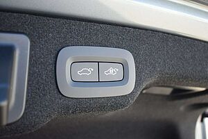 Volvo  **Mietkauf**S90 T8 AWD Ins*408PS*LUFT*360*PANO*