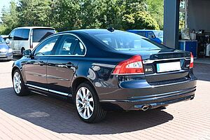 Volvo  **Mietkauf**S80 D4 Mom*AT*ACC*NAV*SITHZ*PANO*XEN