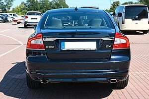 Volvo  **Mietkauf**S80 D4 Mom*AT*ACC*NAV*SITHZ*PANO*XEN