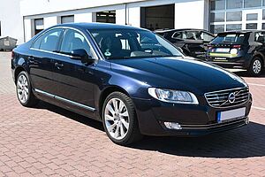 Volvo  **Mietkauf**S80 D4 Mom*AT*ACC*NAV*SITHZ*PANO*XEN