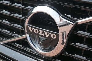 Volvo  Recharge T8 AWD R-Design*PANO*360°*H&K