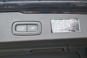 Volvo  Recharge T8 AWD R-Design*PANO*360°*H&K